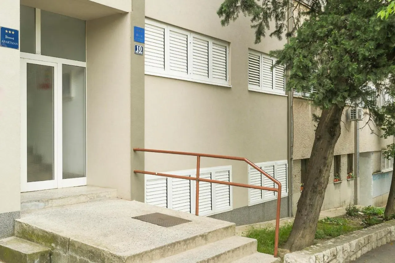 Apartment Apt Near Center With Balcony With The Sea View Split